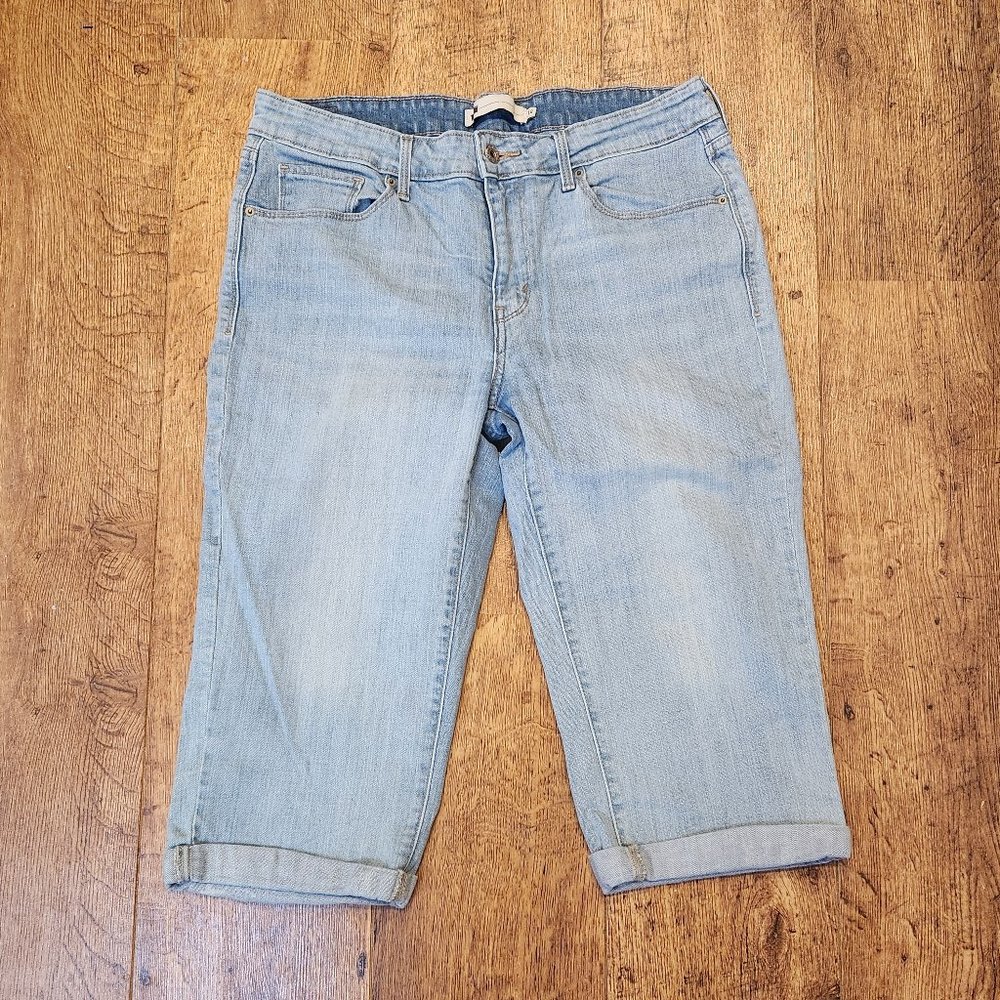 LEVI'S Bermuda Shorts - Sz 12 - Picture 1 of 7